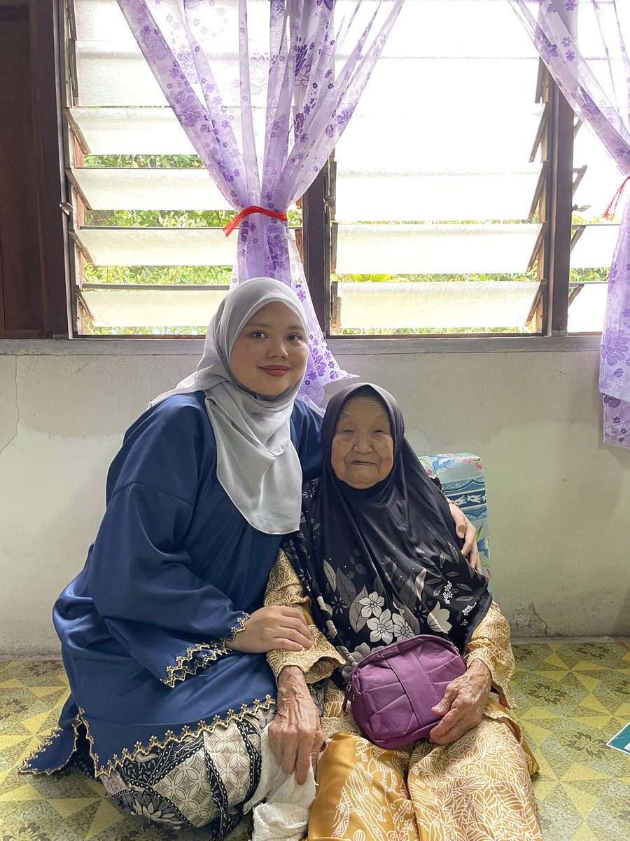 mongchella's tweet photo. semoga atok ditempatkan dikalangan org-org yang beriman. iloveyou atok🥰 https://t.co/HkIp9ipqP6