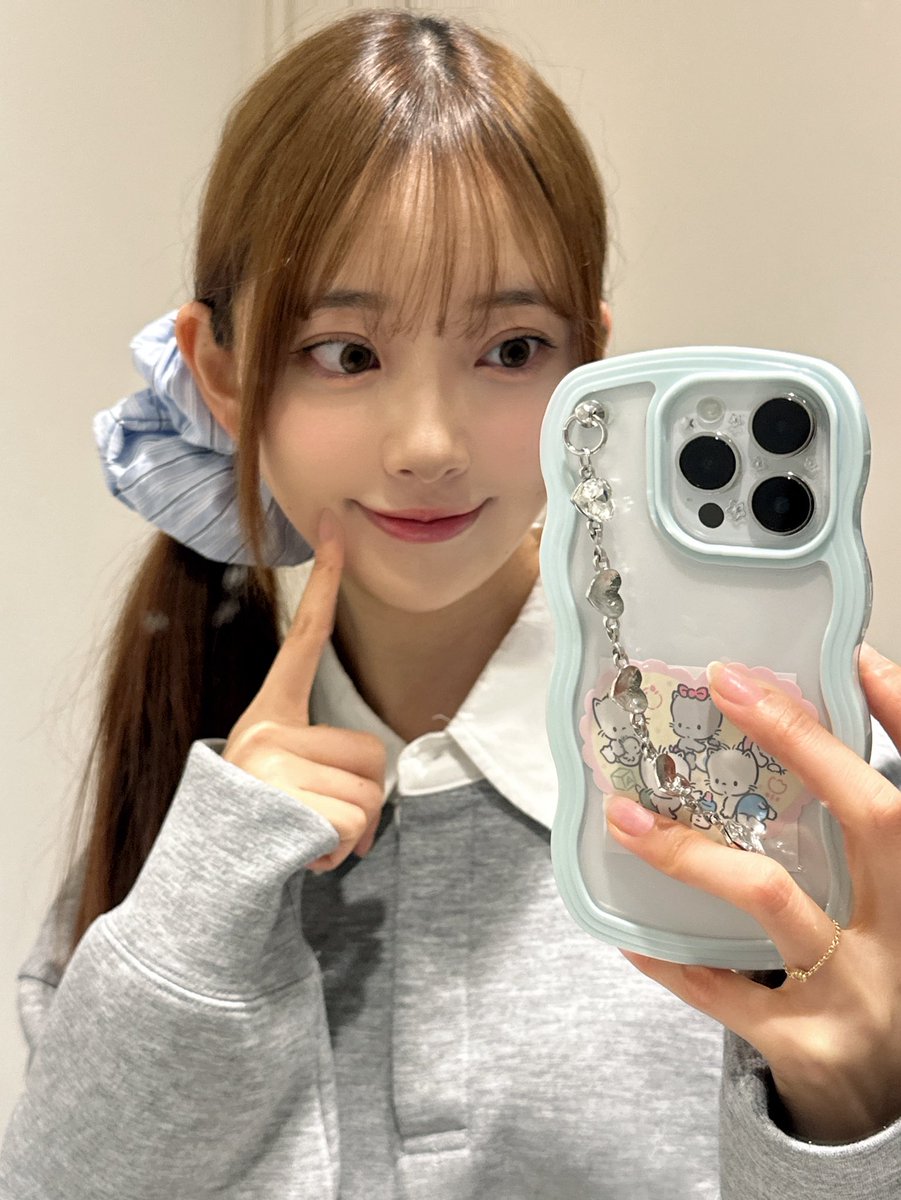 mionaaaaa15's tweet photo. 平成初期っぽい髪色と髪型が気分🎧✌🏻 https://t.co/vvnK2uP6CS