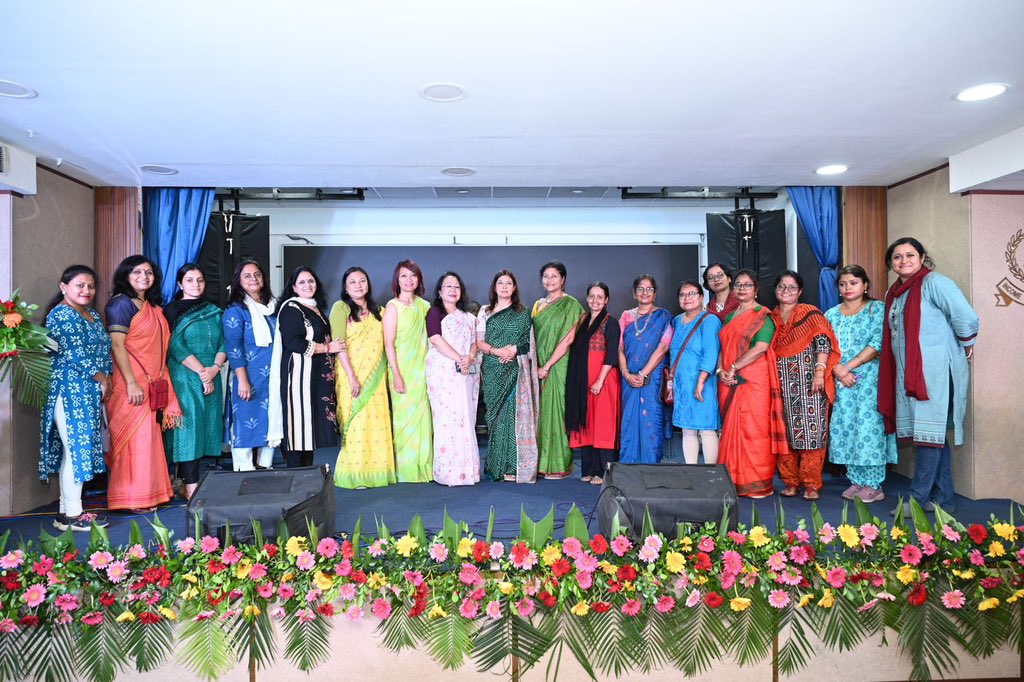 As a step to preserve our rich cultural heritage, the Revenue Officials’ Women Association (ROWA), WB &amp; Sikkim hosted Baul Samrat Shri Purna Chandra Das in a magical folk musical evening at Aayakar Bhawan, Kolkata. His 91 years of wisdom and soulful music captivated every heart.