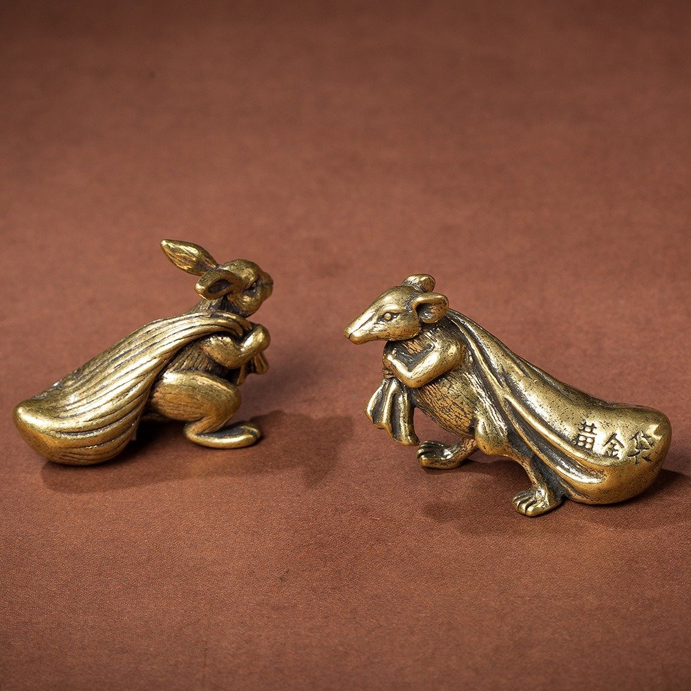 fortucharm's tweet photo. When life feels chaotic, a balanced environment can shift energy in powerful ways. 🐀🐇 Elevate your space with symbols of prosperity and harmony. How do you bring balance to your life? Discover more: https://t.co/NW9xhhJaad #MindfulLiving #FengShui #EnergyHealing https://t.co/CUTZ3jgDrS