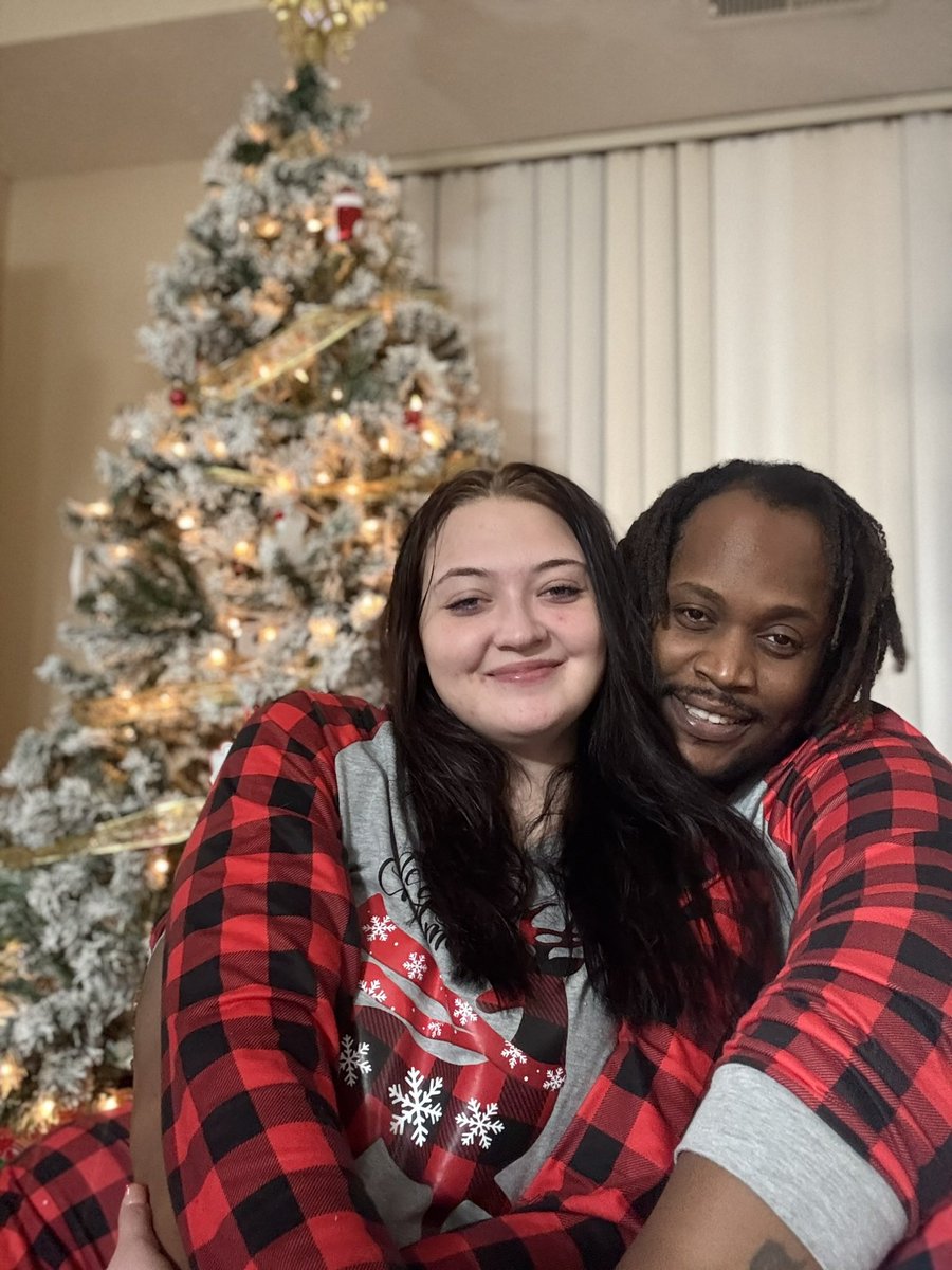 queenchey2x's tweet photo. Hubby 🥰 12/23/23 💍 https://t.co/zOtdQIglPm