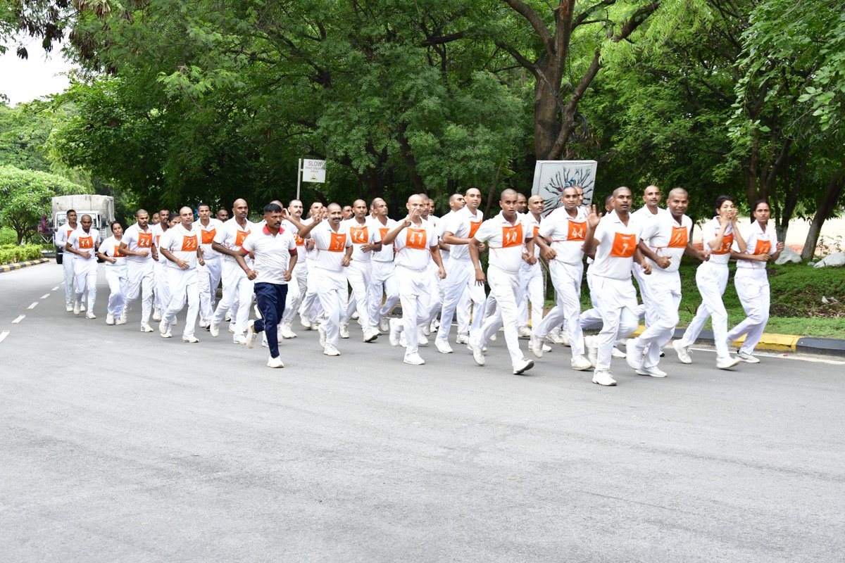 CISFTraining's tweet photo. Unity in diversity is our strength — and we run together to celebrate it. As part of the #EkBharatShreshthaBharat initiative, a spirited unity run was organized at CISF NISA Hyderabad, witnessing enthusiastic participation from officers, staff, and trainees. #CISFNISA @CISFHQrs https://t.co/varlqPnVH7