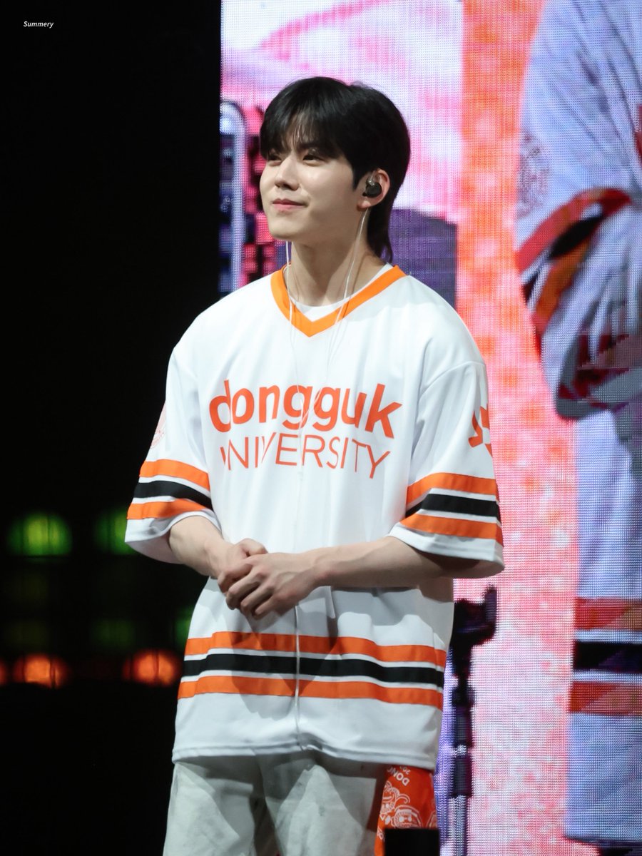 240529 동국대
#도운 #윤도운 #데이식스