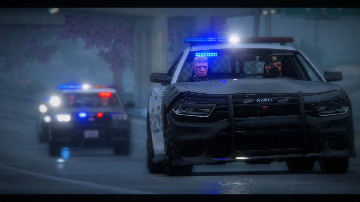 InfamesLEO's tweet image. Los Sheriffs siempre están atentos a cualquier alerta, hasta que ponen su vida en peligro. 
Por eso valoren cada detalle de los oficiales, pues están cuidando tu vida hasta en los dias donde la naturaleza es más peligrosa.