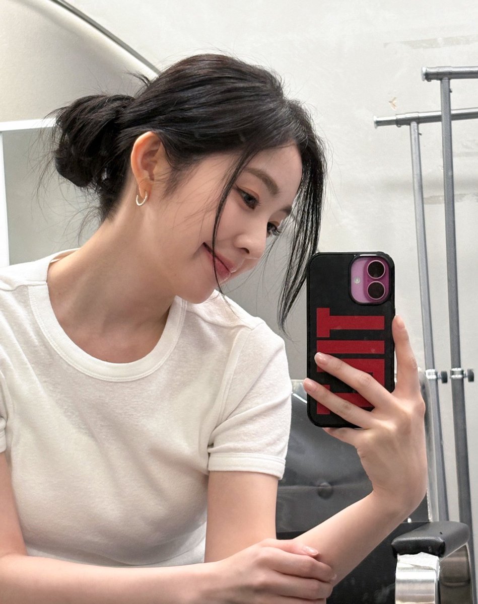 dearsereine's tweet photo. love ♡⋆ https://t.co/UL4ps0i6bJ