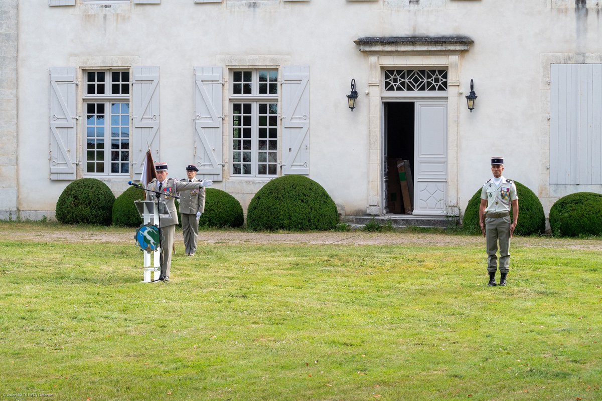 515e regiment du Train tweet media