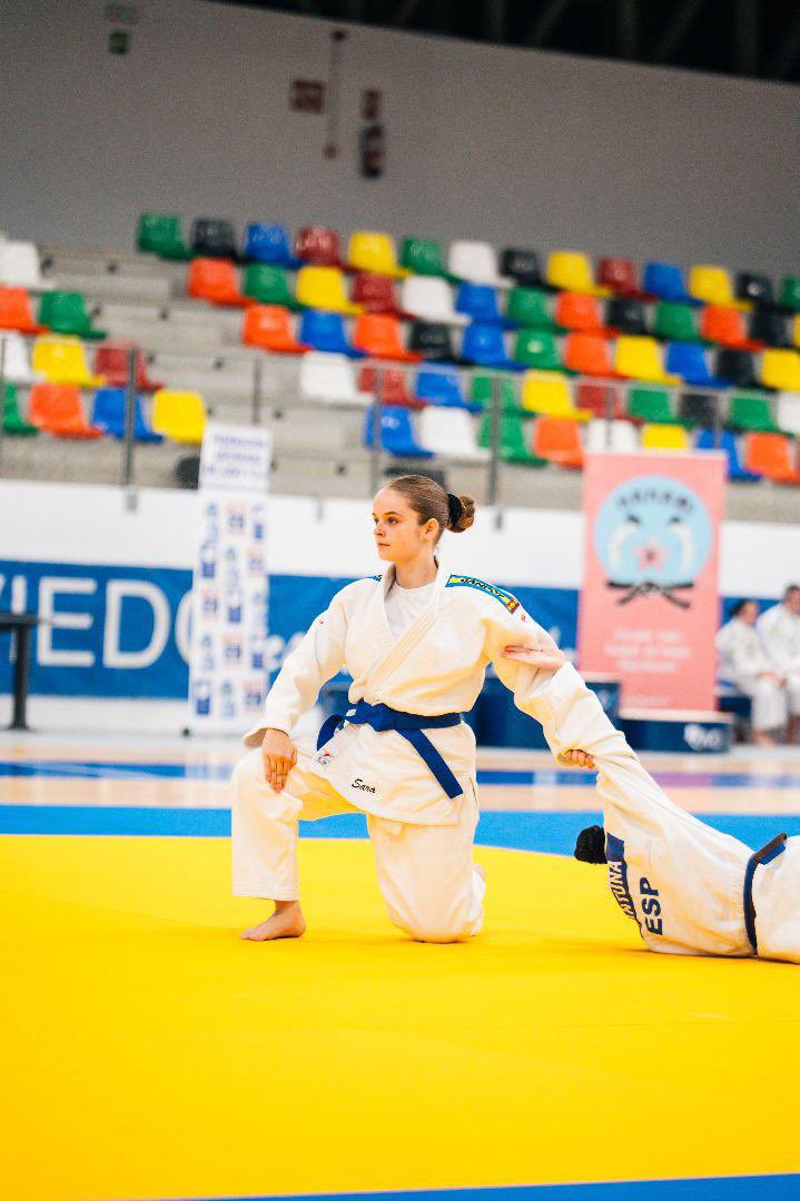 colegiosanvicentedepaul (@colsanvicente) on Twitter photo Tras una gran temporada plagada de grandes resultados, nuestra alumna Sara Ruiz (3º ESO), competirá del 30 de mayo al 1 de junio con la Selección Española de Judo en el Campeonato de Europa de Kata Judo en Riga (Letonia), como Junior aún siendo Cadete de primer año.
<a href="/FundEducere/">Fundación Educere</a> Tras una gran temporada plagada de grandes resultados, nuestra alumna Sara Ruiz (3º ESO), competirá del 30 de mayo al 1 de junio con la Selección Española de Judo en el Campeonato de Europa de Kata Judo en Riga (Letonia), como Junior aún siendo Cadete de primer año.
<a href="/FundEducere/">Fundación Educere</a>