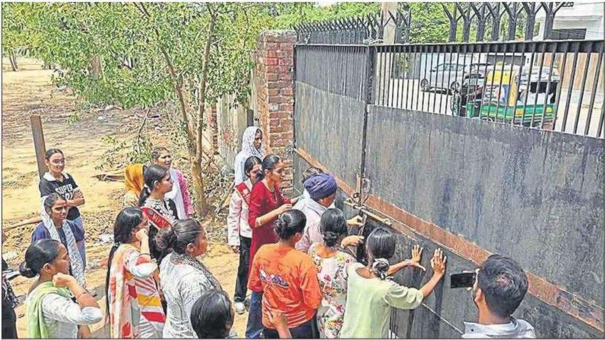 It is condemnable that the Ludhiana administration is allowing takeover of a play ground of the Government College for Girls which will adversely affect students of the College. It’s even more condemnable that a public representative- <a href="/AamAadmiParty/">AAP</a> MP <a href="/MP_SanjeevArora/">Sanjeev Arora</a> is