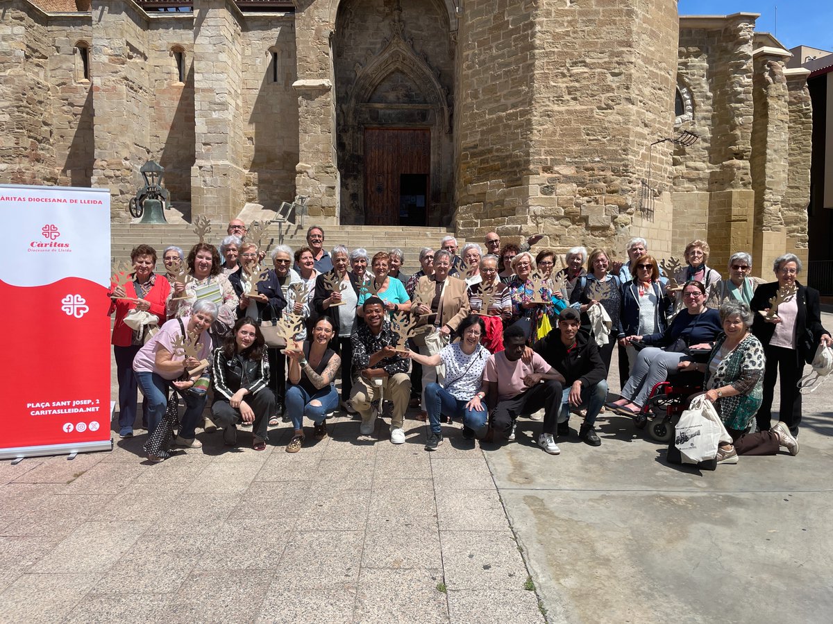 🔚 Una cloenda per celebrar el bon tracte a les persones grans  

🌵 La jornada va ser un espai de convivència, reflexió i reconeixement a la tasca compartida al llarg de l’any.

🔗 caritaslleida.net/noticies/una-c…
