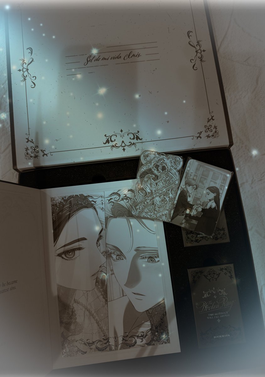 この結婚はどうせうまくいかない Deluxe Postcard Book Set届きました