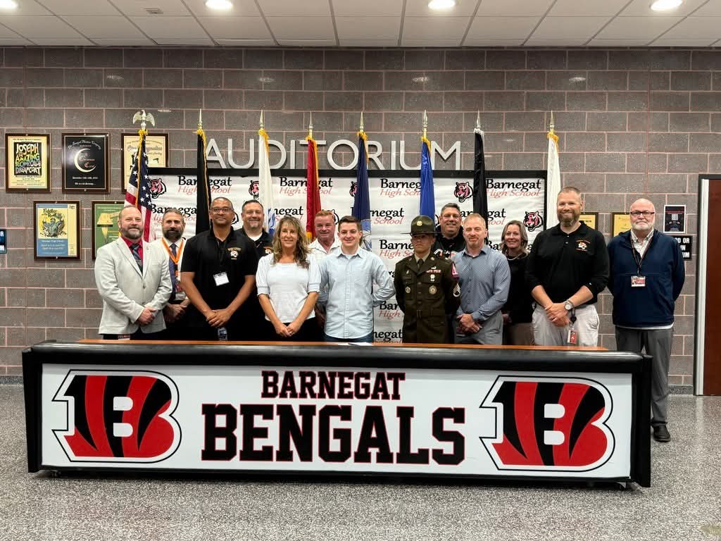 BarnegatMarchingBand (@marchingbengals) on Twitter photo Congrats to BHS <a href="/MarchingBengals/">BarnegatMarchingBand</a> Seniors Nicholas Fisher & Michael Vetzel were recognized at yesterday's BHS Military Signing Day by committing and making the honorable decision to enlist in the United States Army National Guard! We are very proud of you both! πΊπΈπΆπ₯π΄ Congrats to BHS <a href="/MarchingBengals/">BarnegatMarchingBand</a> Seniors Nicholas Fisher & Michael Vetzel were recognized at yesterday's BHS Military Signing Day by committing and making the honorable decision to enlist in the United States Army National Guard! We are very proud of you both! πΊπΈπΆπ₯π΄