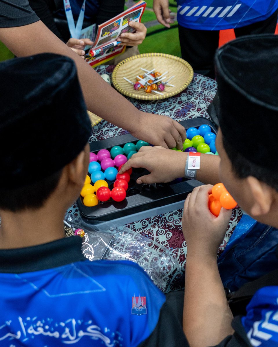klibfmy's tweet photo. HARI KETUJUH PBAKL 2025 (4)
π Pesta Buku Antarabangsa Kuala Lumpur 2025
Tarikh: 23 Mei hingga 1 Jun 2025
Masa: 10 pagi hingga 10 malam
Lokasi: Pusat Dagangan Dunia Kuala Lumpur (WTCKL)
BUKU: MEMBACA, MEMIMPIN.
#PBAKL2025 #MalaysiaMembaca #BukuMembacaMemimpin
#KLIBF2025 https://t.co/5GvYyjHp3Y