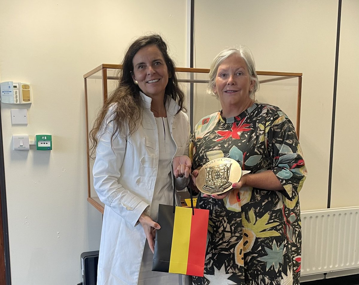 Karen van Vlierberge -K2V (@k2vlierberge) on Twitter photo Always a pleasure to <a href="/visitcorkcity_/">Visit Cork</a> & strengthen 🇧🇪🇮🇪 relations.
🙏 <a href="/sendboyle/">Iar Ard Mhéara Chorcaí, Cllr. Dan Boyle</a> & <a href="/PortofCork/">Port of Cork</a> for the warm welcome & interesting exchange on #ORE, #Trade, #USA, #phamra & 🚢 routes.
Inspiring visit <a href="/TyndallInstitut/">Tyndall Institute</a> working 🤝🇧🇪<a href="/imec_int/">imec</a> on innovative digital technologies! Always a pleasure to <a href="/visitcorkcity_/">Visit Cork</a> & strengthen 🇧🇪🇮🇪 relations.
🙏 <a href="/sendboyle/">Iar Ard Mhéara Chorcaí, Cllr. Dan Boyle</a> & <a href="/PortofCork/">Port of Cork</a> for the warm welcome & interesting exchange on #ORE, #Trade, #USA, #phamra & 🚢 routes.
Inspiring visit <a href="/TyndallInstitut/">Tyndall Institute</a> working 🤝🇧🇪<a href="/imec_int/">imec</a> on innovative digital technologies!