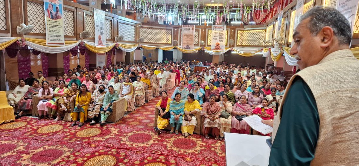 सोलन, हिमाचल प्रदेश में भारतीय जनता पार्टी महिला मोर्चा जिला सोलन द्वारा आयोजित पुण्यश्लोक रानी अहिल्याबाई होलकर जी की 300वीं जयंती संगोष्ठी में मुख्य अतिथि के रूप में सम्मिलित होने का सौभाग्य प्राप्त हुआ।

महान शासक, समाज सुधारक और धर्मनिष्ठ रानी अहिल्याबाई होलकर जी की