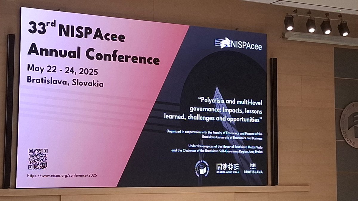 CELSI_Ba's tweet photo. CELSI researcher @PavolBors presented a paper on local Just Transition at the 33rd @NispAcee Annual Conference in Bratislava. 

Learn more at: https://t.co/DfzTKpfXHR https://t.co/pY8z433BeN