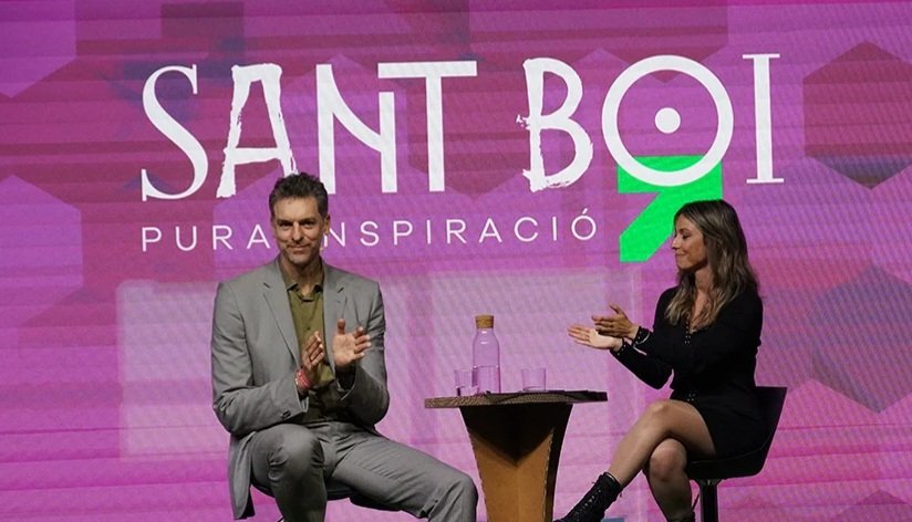 AjSantBoi's tweet photo. . @paugasol ha tornat a Sant Boi per participar en el #ForumEconomic. Davant de més de 200 persones del teixit social i econòmic local, ha explicat que les claus del #triomf esportiu també inspiren l’ #èxit empresarial.
👉 https://t.co/i8rDNrY1UA #santboi https://t.co/M3JjHcQtq9