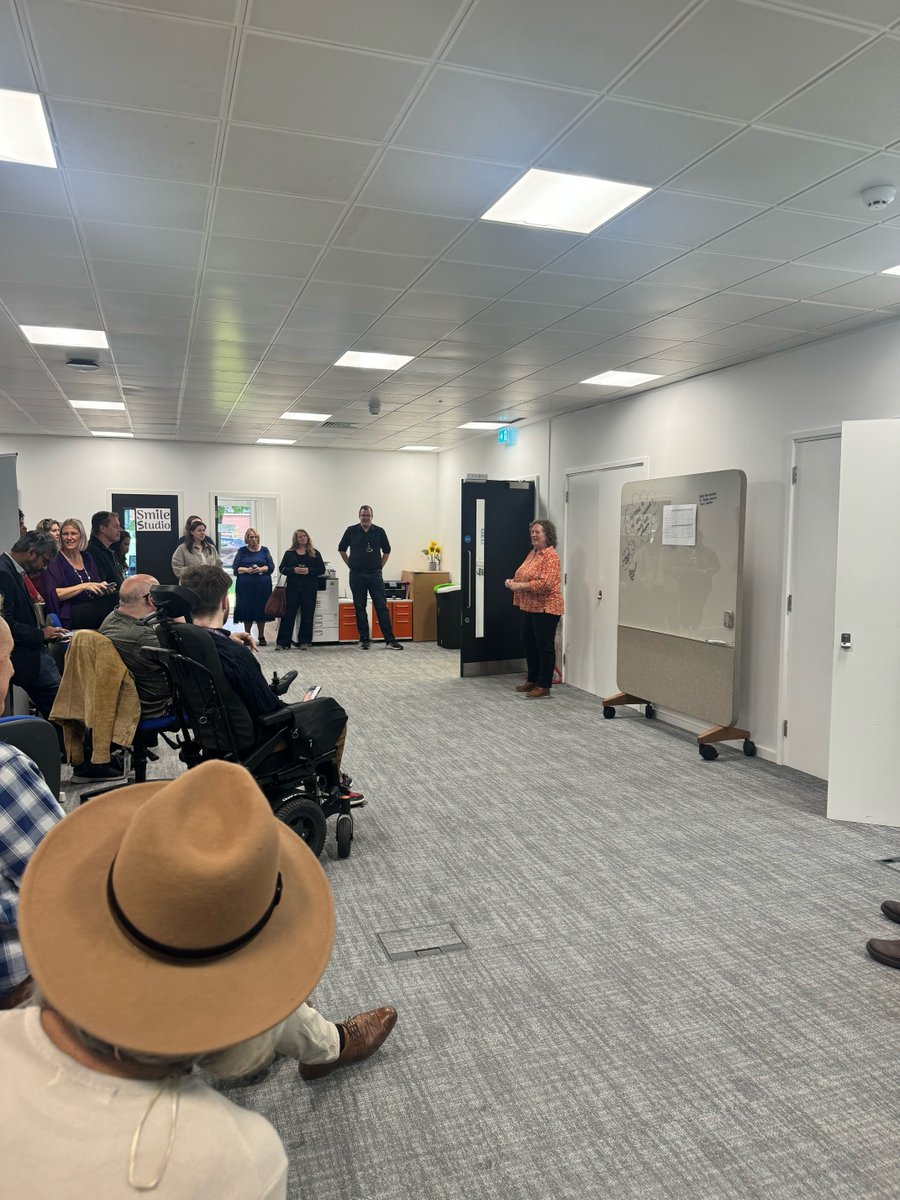 🤩 Yesterday we had an amazing Communities Connect event!

🙌 A huge thank you to everyone who joined us, and we hope to see you at the next one!

🔗 Check out our other events NOW 👉 tinyurl.com/mr43wxbd