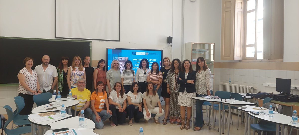 SEPIE (@sepiegob) on Twitter photo Ayer el #NationalVETTeam visitó el <a href="/INS_FRibalta/">INS Francesc Ribalta (Solsona)</a> en Castellón de la Plana para conocer de cerca los proyectos #ErasmusPlus que están desarrollando.
¡Gracias al equipo del centro por su cálida acogida y por compartir sus experiencias! Ayer el #NationalVETTeam visitó el <a href="/INS_FRibalta/">INS Francesc Ribalta (Solsona)</a> en Castellón de la Plana para conocer de cerca los proyectos #ErasmusPlus que están desarrollando.
¡Gracias al equipo del centro por su cálida acogida y por compartir sus experiencias!