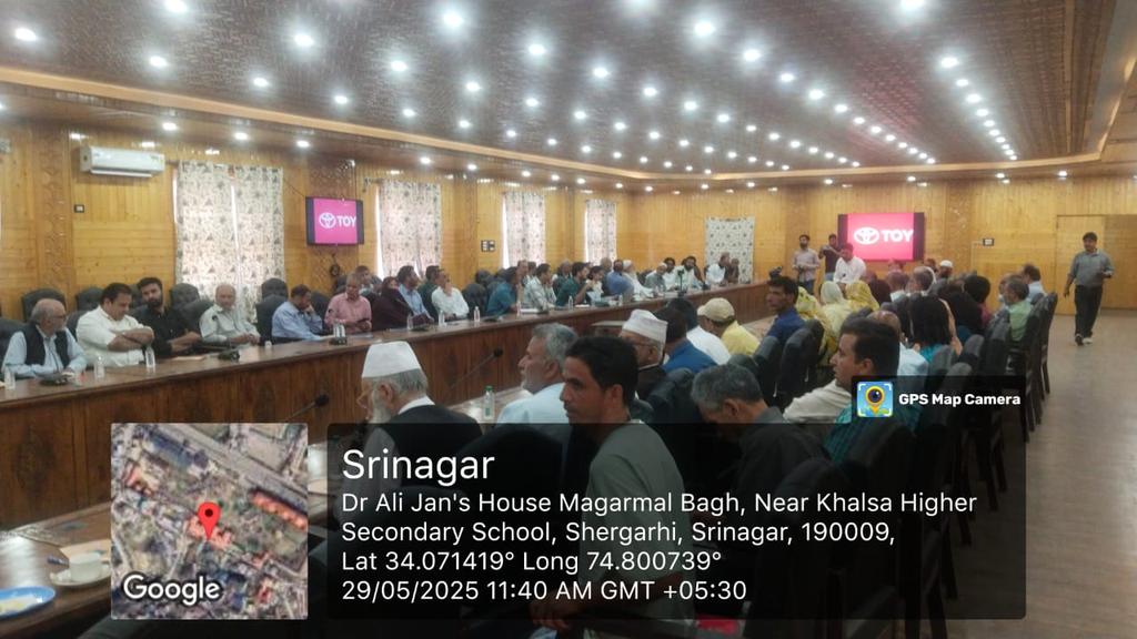 MD JKTPO Sh. Sudershan Kumar was invited as Chief Guest in a Capacity Building Workshop on Branding &amp; Packaging under the #RAMP scheme at Kashmir Haat today. Organized by the Handicrafts &amp; Handloom Dept. Kashmir in collaboration with NIFT, the workshop benefitted 100+ artisans &amp;
