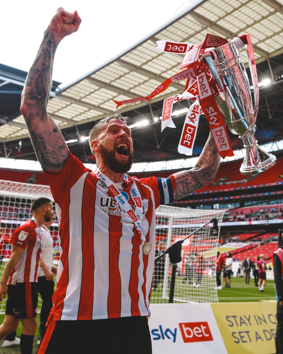 Brentford FC tweet media