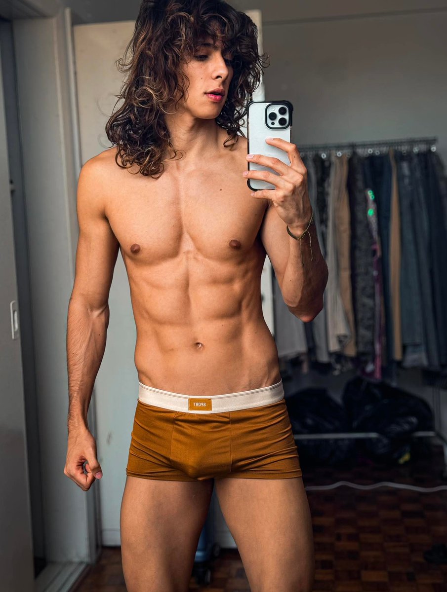 Beaute bisexual (@kj_butte) on Twitter photo 