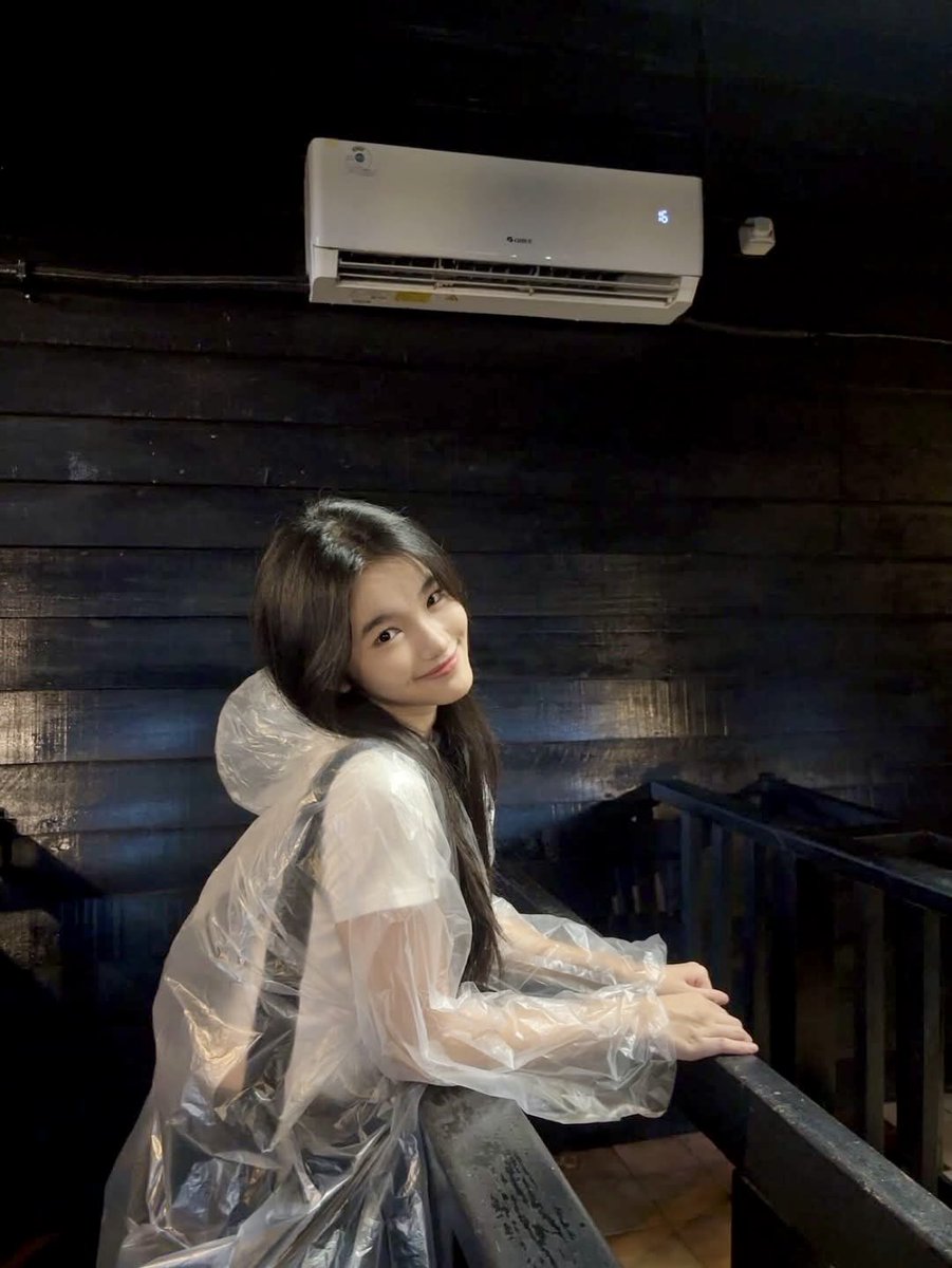 ForLoveliest's tweet photo. Hey, ini berapa 🫰🏻 https://t.co/inAti92xEJ