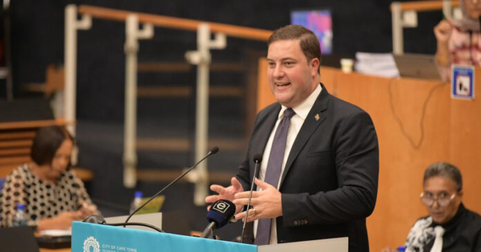 The City of Cape Town has tabled expanded rates relief measures and other changes to the proposed ‘Invested in Hope’ Budget for 2025/26. - cbn.co.za/industry-news/… #budgetrelief #electricitytariffs #infrastructureinvestment #propertyrates <a href="/CityofCT/">City of Cape Town</a>