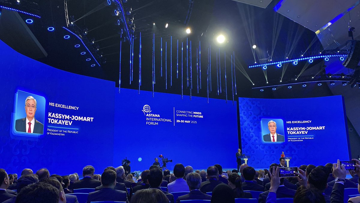 KazAmbUNOG's tweet photo. Productive meetings on the sidelines of #AstanaInternationalForum2025. Pleased to exchange views with @IOMchief on strengthening Kazakhstan-IOM cooperation. Also engaged with colleagues on shared priorities for multilateral action. #Kazakhstan #AIF2025 #iheid #jeanpaulperiat https://t.co/facTkfCLvR