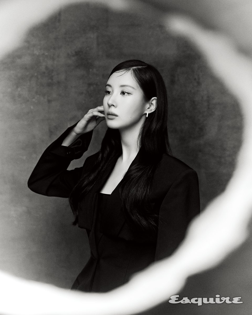 esquirekr's tweet photo. <남주의 첫날밤을 가져버렸다>의 두 주인공 서현과 옥택연을 만났습니다. 피아노를 치다 손가락에 염증이 생긴 서현부터 촬영장에서 직접 담근 막걸리를 나누어 마신 옥택연까지. 그들만의 비하인드 스토리가 궁금하다면, 지금 바로 <에스콰이어> 홈페이지에서 인터뷰를 확인해 보세요!
🔗https://t.co/S80ojSMpTg

@KBS_drama #옥택연 #서현 #남주의첫날밤을가져버렸다 #kbs