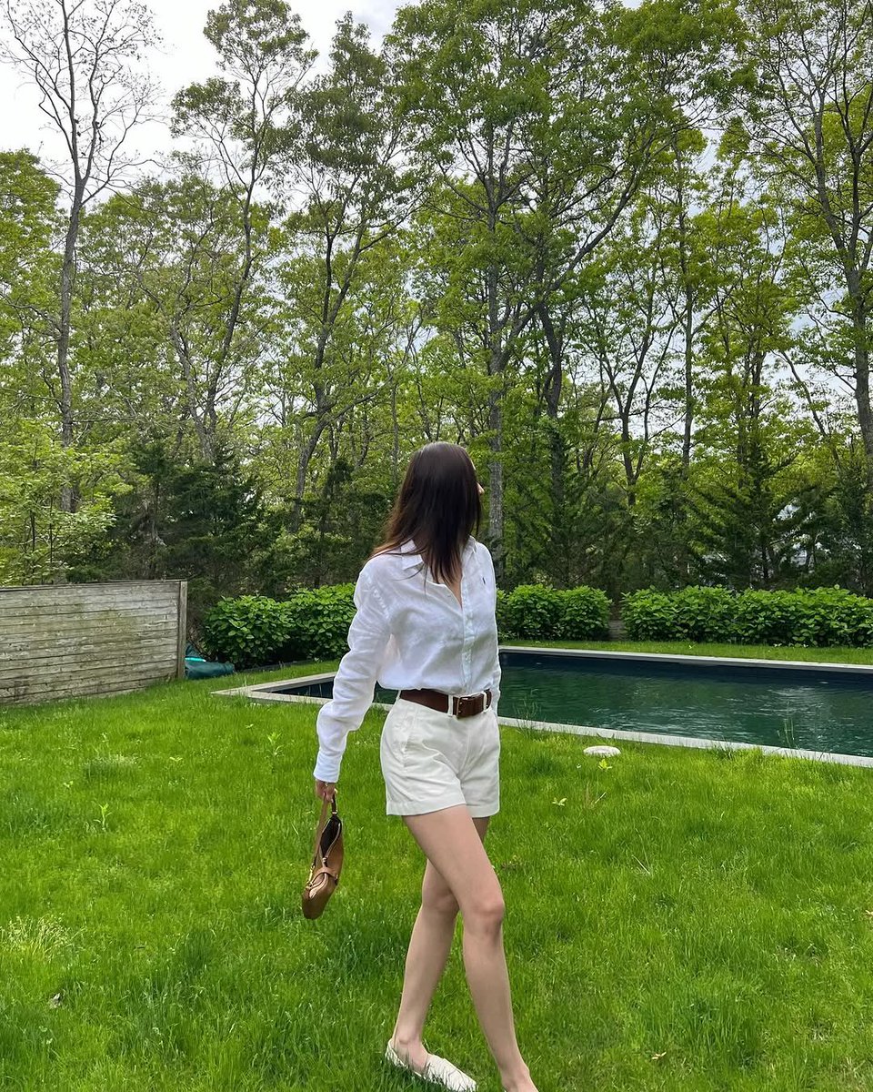 krystclass's tweet photo. [Krystal IG]

“my @.poloralphlauren spring look🌿
#.RLintheHamptons #.PoloLinen #.PoloRalphLauren” https://t.co/cpx8rj0JLB