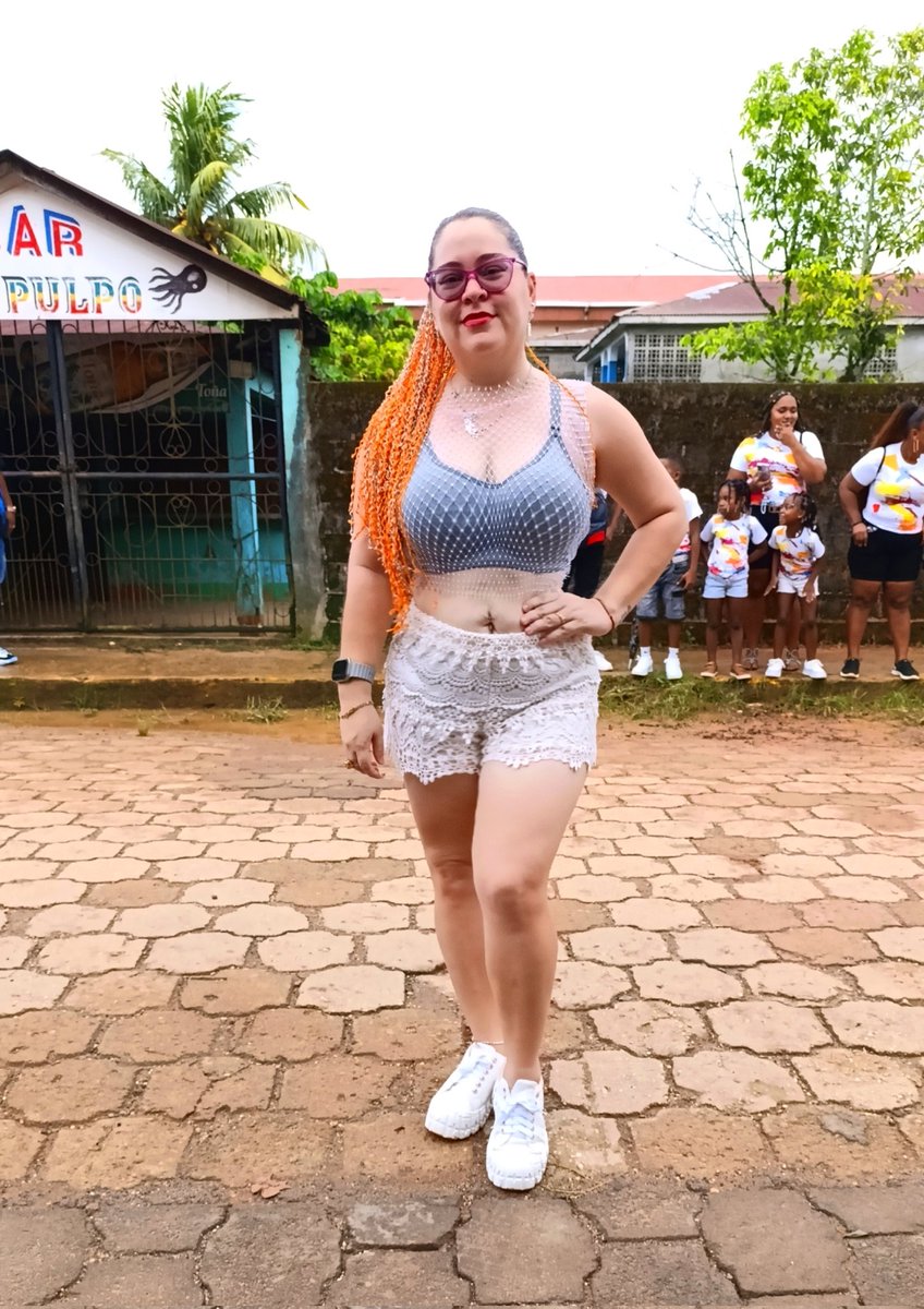 JJhAnSS's tweet photo. May Pole 🕺🏼🎋💃🏼🌴🥁🎺🪘🎷🪕🎙️🎊🎇🥥
#Bluefields #Carnaval #PaloDeMayo #CaribeSur #Nicaragua 🇳🇮 https://t.co/1rkZ7IJVbQ