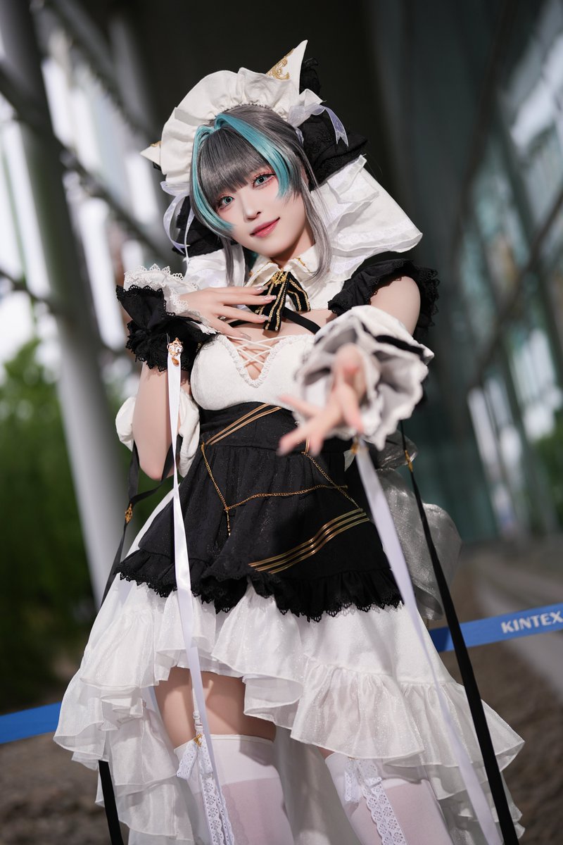 25.05.23
플레이엑스포(PlayX4)

AzurLane-チェシャー(체셔)(2)🩵
시루님(@siru_0207)🐱

#AzurLane #チェシャー #Cheshire #체셔 #cosplay #cosplayer #azurlanecosplay #벽람항로 #플레이엑스포 #playx4 #RZCOS #ZENCREATIVE #시루