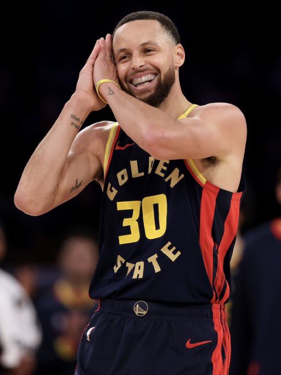 Hoopss's tweet image. If SGA wins a MVP, Finals MVP and a title in the same season, does he move past Steph Curry all time?