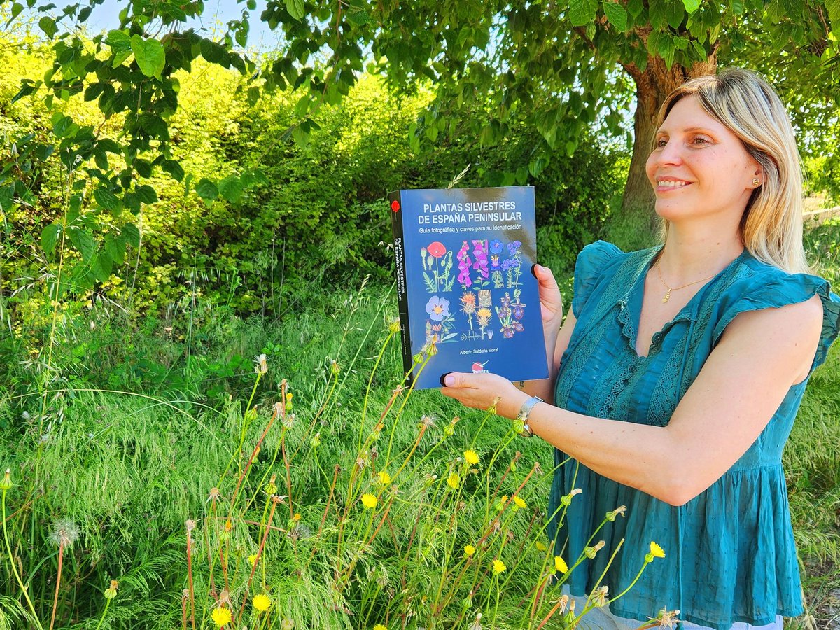 Bonita experiencia recorrer la primavera pudiendo poner nombre a cada flor con la nueva guía de PLANTAS SILVESTRES DE ESPAÑA PENINSULAR de tundraediciones.es