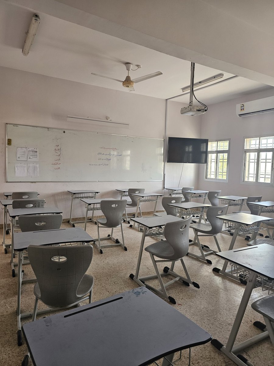 استعدادات مدرسة سيح العافية لإستقبال الطالبات لأداء الإختبارات النهائية للفصل الدراسي الثاني للعام الدراسي ٢٠٢٤_٢٠٢٥