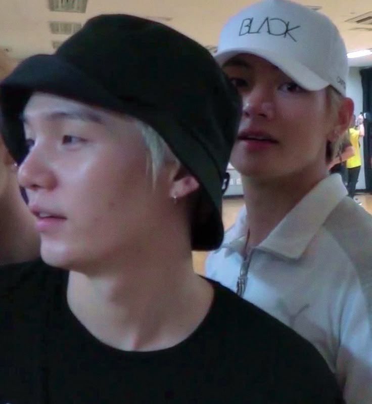 archivefortaegi's tweet photo. these taegi. https://t.co/FOYwhAkbCi