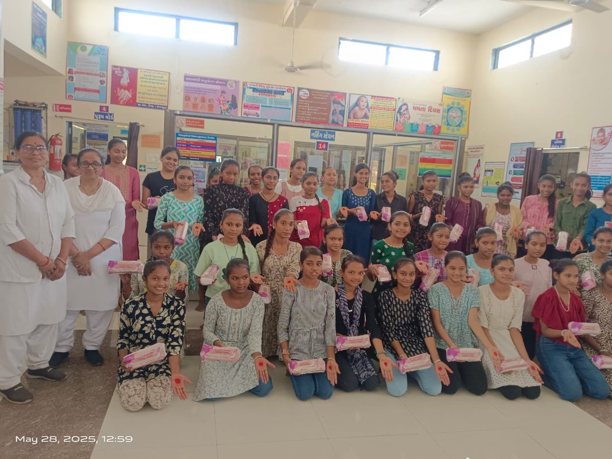 health.dsbcc.navsari (@dsbccnavsari) on Twitter photo નવસારી જિલ્લા આરોગ્ય વિભાગના પ્રા.આ.કે. રાનકુવા દ્વારા #MenstrualHygieneDay નિમિત્તે કિશોરીઓને માસિક સ્ત્રાવ સ્વચ્છતા અંગે આરોગ્ય શિક્ષણ આપવામાં આવ્યું.
#MHDay2025
#PeriodFriendlyWorld
@mhday28may @unicefindia <a href="/GujHFWDept/">GujHFWDept</a> <a href="/NHMGujarat/">NHM Gujarat</a> નવસારી જિલ્લા આરોગ્ય વિભાગના પ્રા.આ.કે. રાનકુવા દ્વારા #MenstrualHygieneDay નિમિત્તે કિશોરીઓને માસિક સ્ત્રાવ સ્વચ્છતા અંગે આરોગ્ય શિક્ષણ આપવામાં આવ્યું.
#MHDay2025
#PeriodFriendlyWorld
@mhday28may @unicefindia <a href="/GujHFWDept/">GujHFWDept</a> <a href="/NHMGujarat/">NHM Gujarat</a>