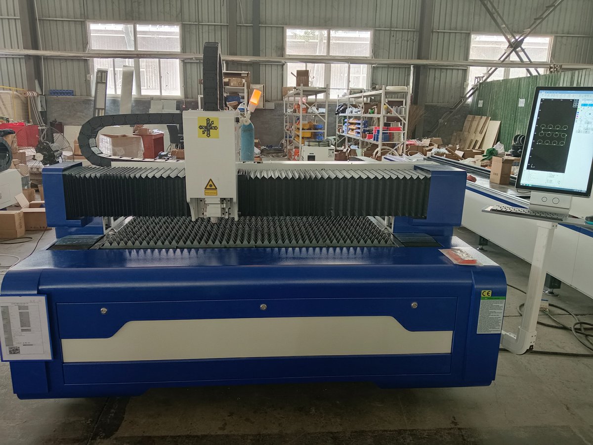 jolinlaserGX's tweet photo. 3KW cutting machine just completed https://t.co/XDKidgcg5N