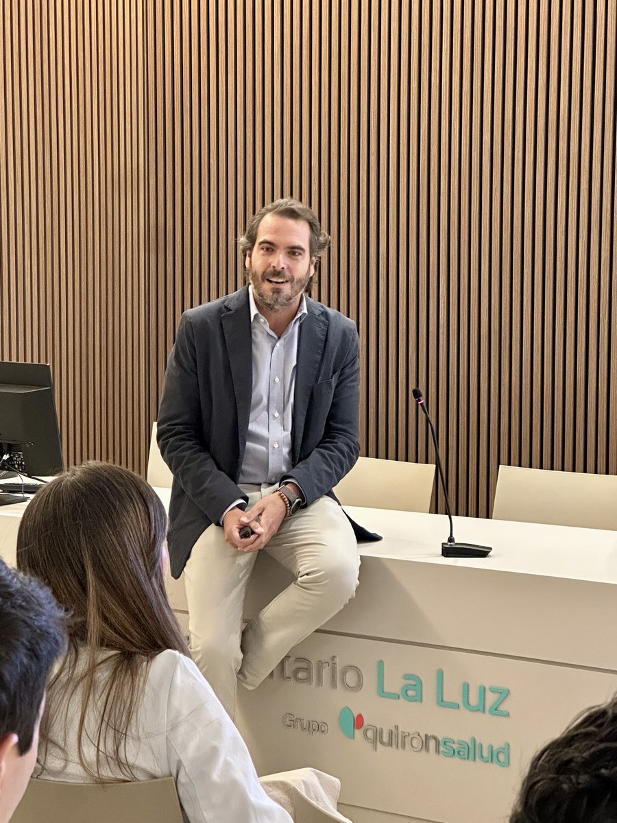 🔬 Comienza #LipidCAR, el nuevo ciclo sobre manejo de lípidos en distintos escenarios clínicos.

🎙️ Inaugura el Dr. <a href="/alvaroacena/">Alvaro Aceña Navarro</a> de <a href="/Hospital_FJD/">Fundación Jiménez Díaz</a>   

 ¿Es el paciente agudo el mejor momento para iniciar tratamiento?

🫀 UICAR, siempre a la última en riesgo cardiovascular.