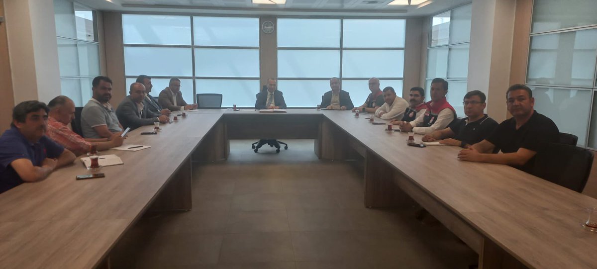 Safiye Çıkrıkçıoğlu MYO (@safiyemyo) on Twitter photo Yüksekokulumuzun yıllık olağan Danışma Kurulu toplantısı Müdürümüz Prof. Dr. Ertuğrul ŞAHMETLİOĞLU başkanlığında 27.05.2025 tarihinde gerçekleştirilmiştir <a href="/ProfKaramustafa/">Prof. Dr. Kurtulus Karamustafa 🇹🇷</a> <a href="/SahmetliogluE/">Ertuğrul ŞAHMETLİOĞLU</a> <a href="/ErtanKrky/">ERTAN</a> <a href="/ErgunTugluk/">Ergün Tuğluk</a> <a href="/AltanAydemir038/">Altan Aydemir</a> <a href="/tarimgovtr/">GıdaTarımHayvancılık</a> <a href="/kayseritarimorm/">Kayseri İl Tarım ve Orman Müdürlüğü</a> @gidamo_kayseri Yüksekokulumuzun yıllık olağan Danışma Kurulu toplantısı Müdürümüz Prof. Dr. Ertuğrul ŞAHMETLİOĞLU başkanlığında 27.05.2025 tarihinde gerçekleştirilmiştir <a href="/ProfKaramustafa/">Prof. Dr. Kurtulus Karamustafa 🇹🇷</a> <a href="/SahmetliogluE/">Ertuğrul ŞAHMETLİOĞLU</a> <a href="/ErtanKrky/">ERTAN</a> <a href="/ErgunTugluk/">Ergün Tuğluk</a> <a href="/AltanAydemir038/">Altan Aydemir</a> <a href="/tarimgovtr/">GıdaTarımHayvancılık</a> <a href="/kayseritarimorm/">Kayseri İl Tarım ve Orman Müdürlüğü</a> @gidamo_kayseri