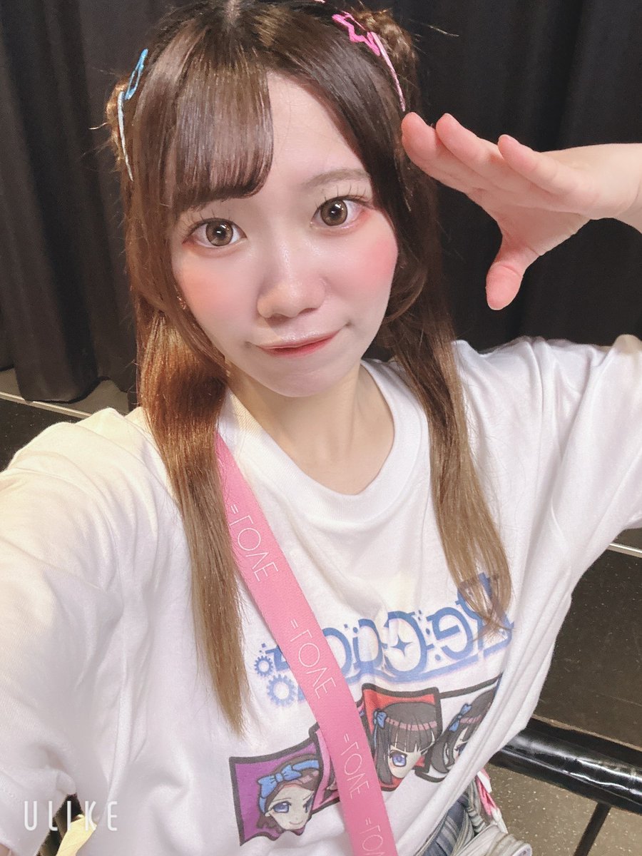 armyk218's tweet image. Re:Codeの単独ライブに
とのさんの招待で行ってきました
もえのストラップをしてなかったので
怒られました💢
#recode_yui 
#ReCorde