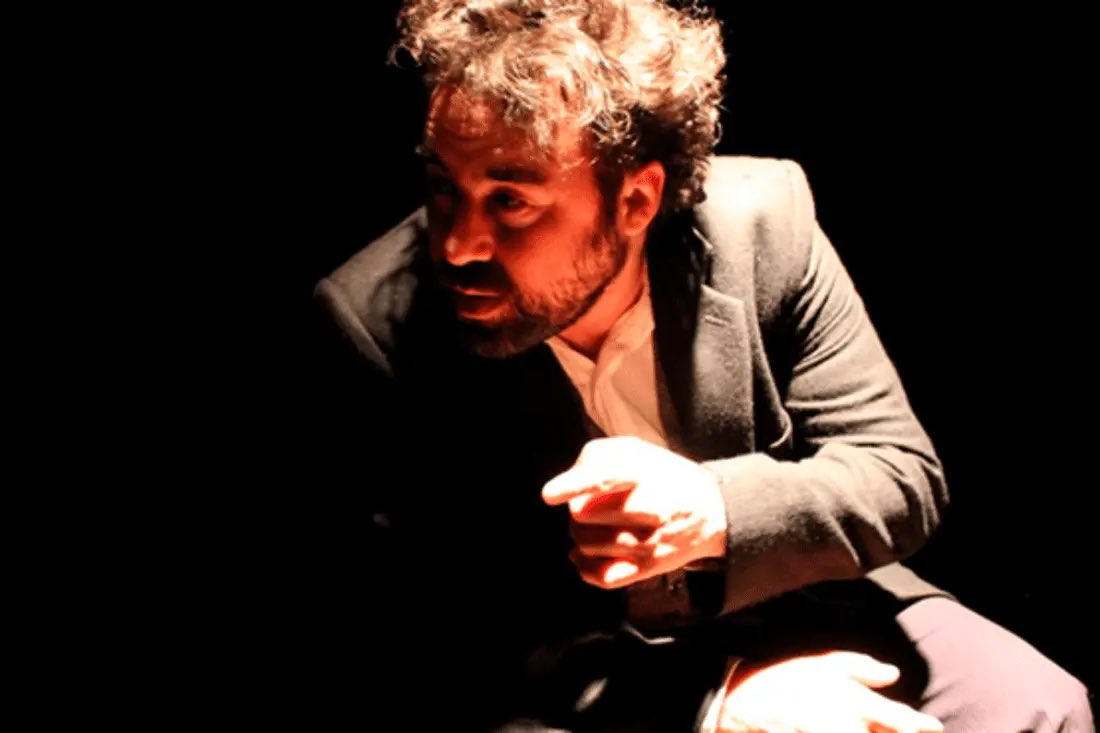Francisco Durán Velasco (@pac_7) on Twitter photo Tenéis una última ocasión este jueves 29/5 de darle vueltas al juicio de Sócrates en #Apología <a href="/LaBadabadoc/">LaBadabadocTeatre</a> #Latituds. Y quizá para activar la rebeldía porque un texto condensado y una interpretación enérgica os hará ver que incluso la democracia aplasta la disidencia. #teatrerxs Tenéis una última ocasión este jueves 29/5 de darle vueltas al juicio de Sócrates en #Apología <a href="/LaBadabadoc/">LaBadabadocTeatre</a> #Latituds. Y quizá para activar la rebeldía porque un texto condensado y una interpretación enérgica os hará ver que incluso la democracia aplasta la disidencia. #teatrerxs