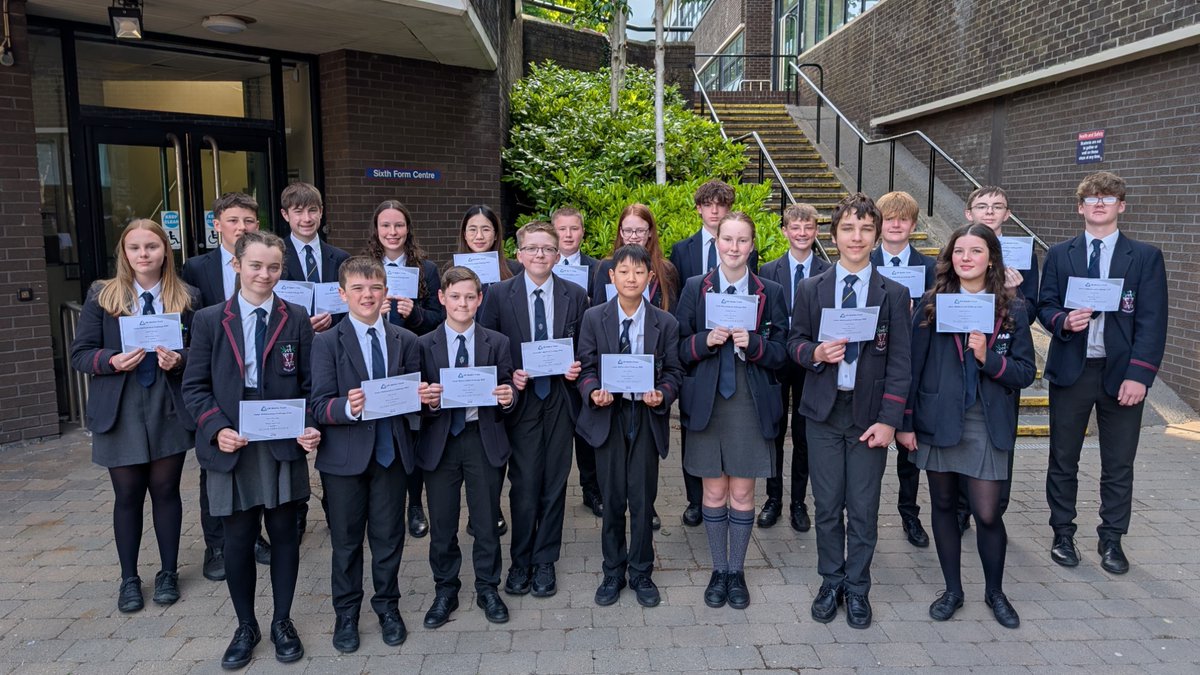 WallaceHigh's tweet photo. We are proud to celebrate the success of our Year 9 students in the 2025 UKMT Junior Maths Challenge. A huge well done to all students who earned a Bronze, Silver or Gold certificate in the UK-wide competition! 

#WHSMaths #UKMT #Excellence #SuperCurricular #WHSProud https://t.co/Q3VizCCV0t