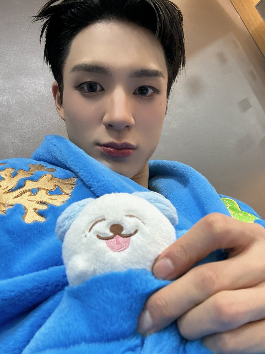 bnggeopang's tweet photo. 므엉이 &amp; Jjed Lee 🖤 https://t.co/A9BnSsCHTk