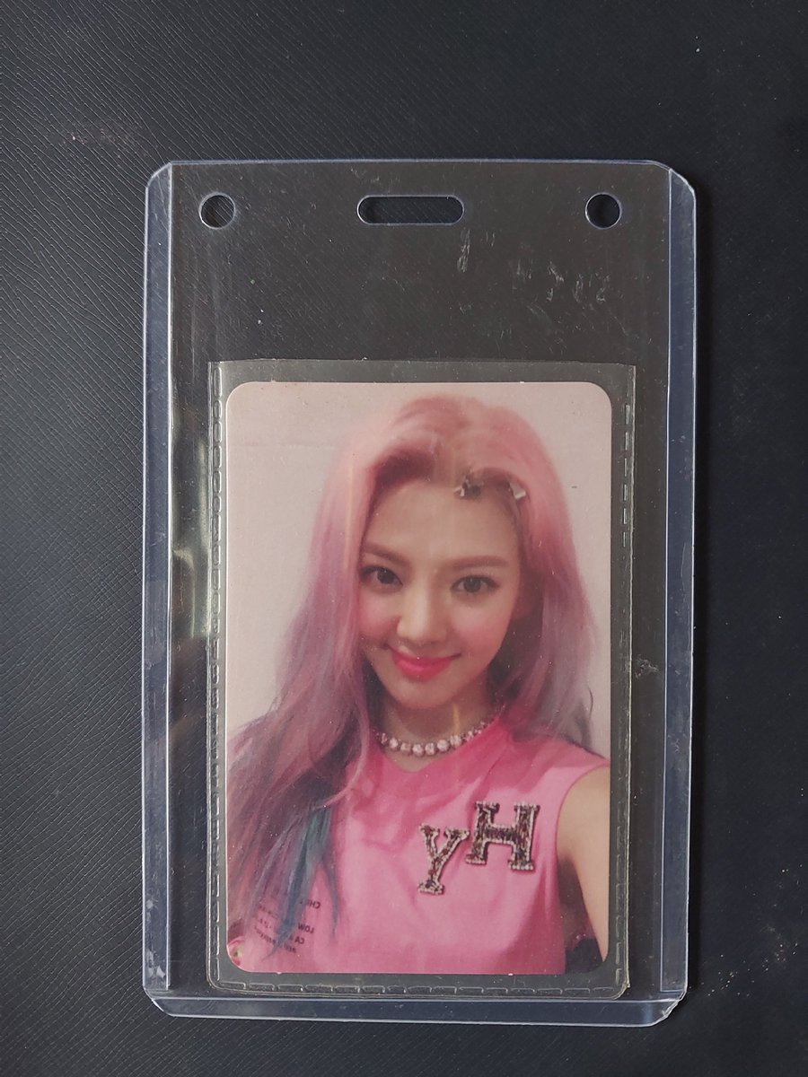 IfAlright's tweet photo. WTS Hyoyeon Holiday Night album PC (Holiday ver.)

💵 85k

📍Bogor
Sopi ✅
Tokped ✅

wts wtb hyoyeon holiday night pc photocard album snsd girlsgeneration ohgg https://t.co/R32Tl45bfy
