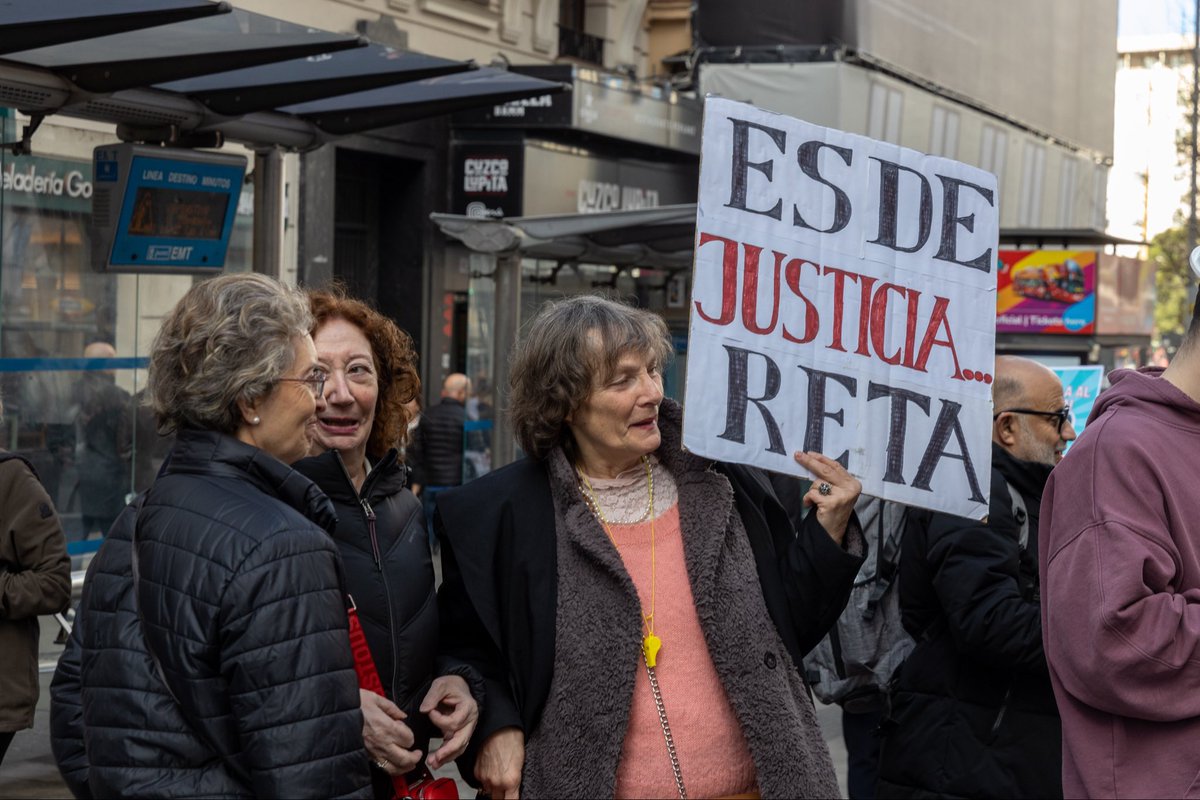 <a href="/SaizElma/">Elma Saiz</a> <a href="/CorujoBorja/">Borja Suárez Corujo</a> 
Deben considerar que la integración en el sistema de miles de mutualistas alternativos, va a suponer el alta simultanea de un número importante de
activos, que van a entrar cotizando por ingresos en RETA
#LosDerechosnosecompran 
#Pasarela1x1AlRetaParaTodos