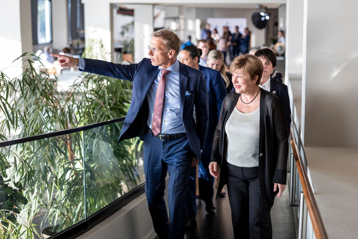 Kristalina Georgieva (@kgeorgieva) on Twitter photo Pleased to join <a href="/HNB_HR/">Hrvatska narodna banka</a> Governor Vujčić in Dubrovnik to co-host a timely conference on boosting resilience in Central, Eastern and Southeastern Europe. In today’s challenging global environment, strengthening regional cooperation is essential. Pleased to join <a href="/HNB_HR/">Hrvatska narodna banka</a> Governor Vujčić in Dubrovnik to co-host a timely conference on boosting resilience in Central, Eastern and Southeastern Europe. In today’s challenging global environment, strengthening regional cooperation is essential.