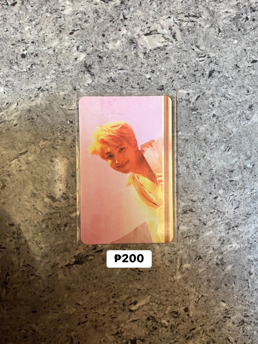 cookyyy09's tweet photo. wts lfb bts pc ph 

namjoon love yourself answer version e pc

₱200

— payo
— mod: ggx  mop: gcash
— 9/10-mint condi

rfs: need funds 🥹

reply mine / dm to claim :) https://t.co/bi51OfUYjs