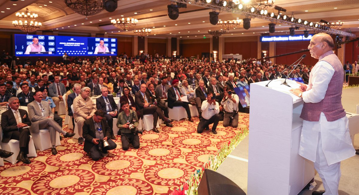 SpokespersonMoD's tweet image. “If company interest is your karma, national interest must be your dharma,” said Raksha Mantri @rajnathsingh at #CII2025, urging Indian industry to prioritise the nation in its growth journey. He highlighted India&apos;s transformation under Prime Minister Shri @narendramodi —from…