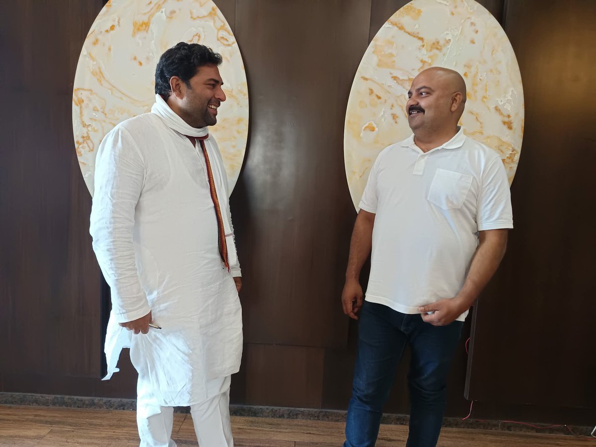 Gorakhnath yadav (राजीव) (@gorakhnathyad10) on Twitter photo लड़ेंगे और जीतेंगे।
सामाजिक न्याय जो यह मानता है कि समाज में सभी लोगों को समान अधिकार, अवसर और संसाधनों तक पहुंच होनी चाहिए. यह भेदभाव, असमानता और अन्याय के खिलाफ आवाज उठाता है और एक न्यायपूर्ण और समतामूलक समाज की स्थापना करना चाहता है।
<a href="/ManojYadavInc_/">Manoj Yadav</a> लड़ेंगे और जीतेंगे।
सामाजिक न्याय जो यह मानता है कि समाज में सभी लोगों को समान अधिकार, अवसर और संसाधनों तक पहुंच होनी चाहिए. यह भेदभाव, असमानता और अन्याय के खिलाफ आवाज उठाता है और एक न्यायपूर्ण और समतामूलक समाज की स्थापना करना चाहता है।
<a href="/ManojYadavInc_/">Manoj Yadav</a>